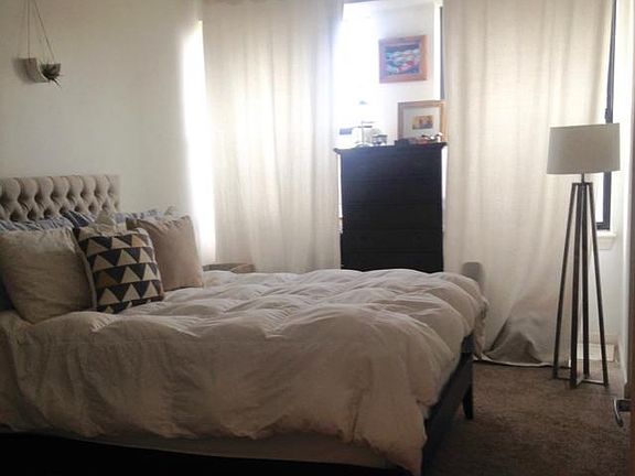 4th image of 702-451 W Huron St #702