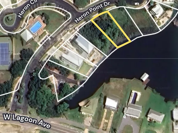 931 Heron Point Dr, Gulf Shores, AL 36542