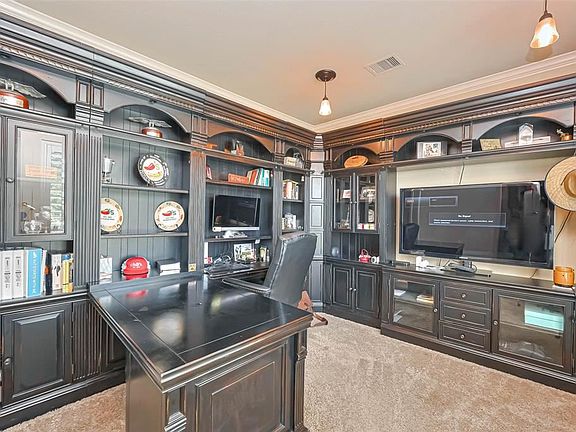 5th image of 28135 Twin Knolls Ln