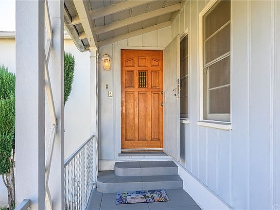4th image of 4100 W 62nd St