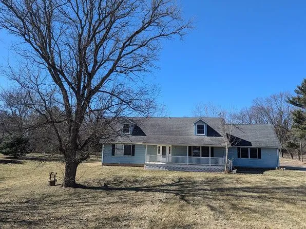 4398 Kensington Rd, Milford, MI 48380