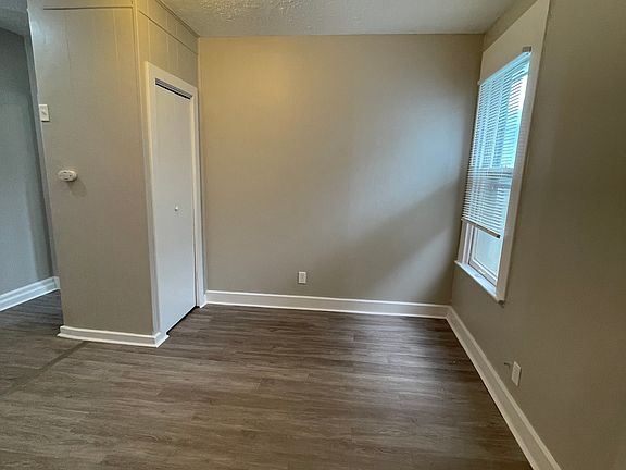 4th image of 3617 Brookside Pkwy