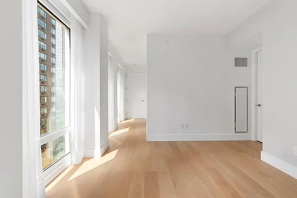 Rented by Douglas Elliman | media 36