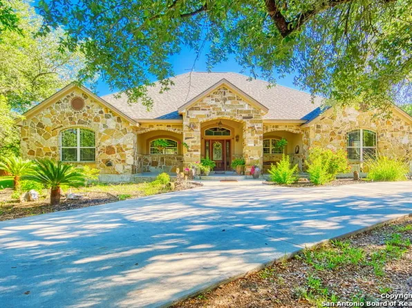 149 Legacy Trace, La Vernia, TX 78121