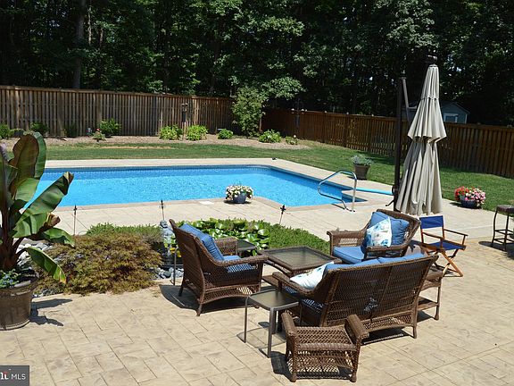 2nd image of 10512 Heather Greens Cir