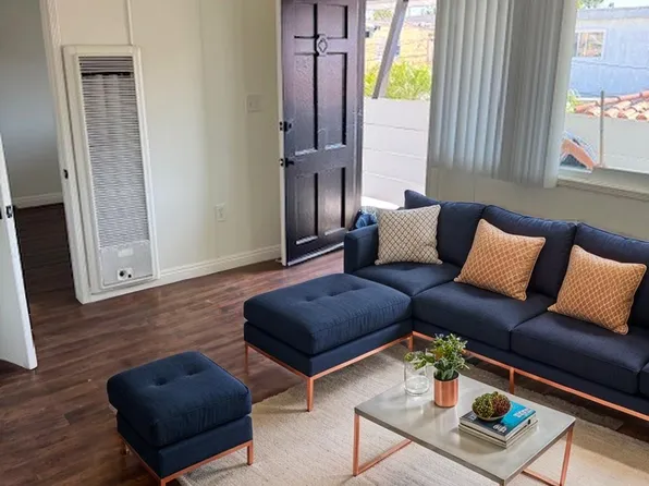 320 7th St, Seal Beach, CA