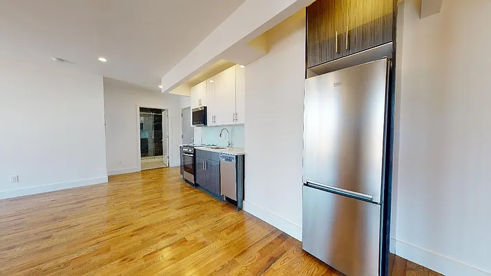 Rented by Metro Garden Realty NYC | media 25