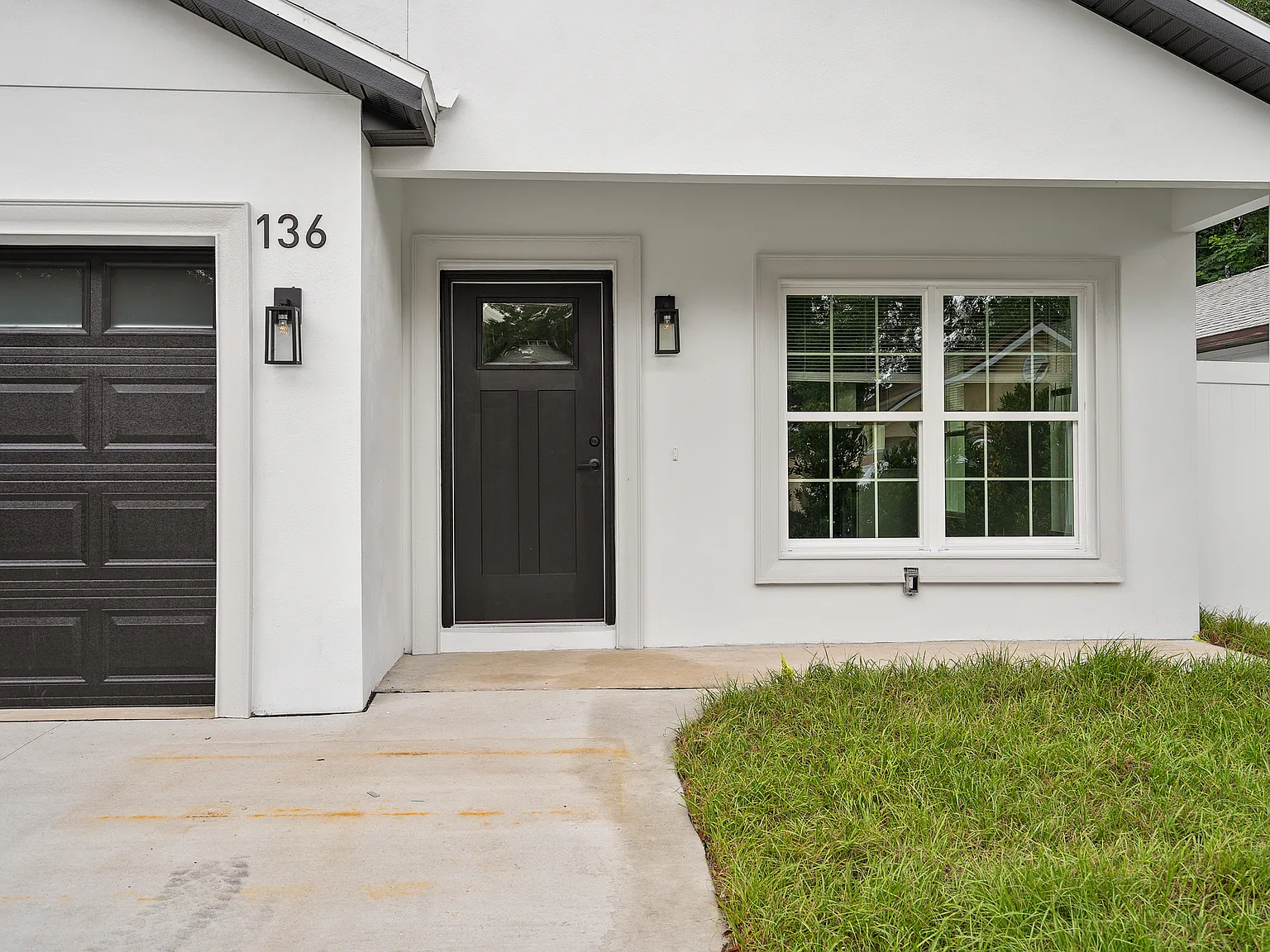 3 bed, 1250 sqft, $2,995 — Photo 3