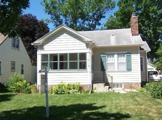 1015 Roosevelt Ave, Ames, IA 50010