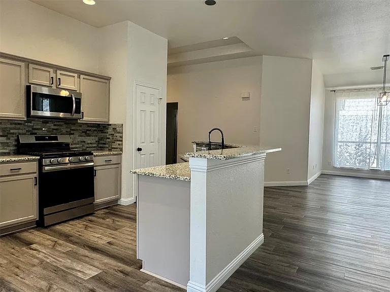 5615 Taylorcrest Dr — Photo 14
