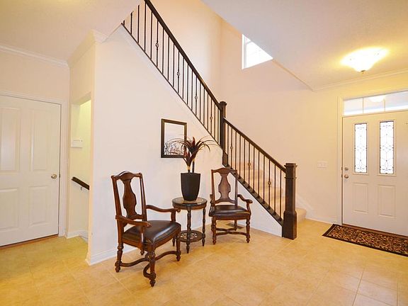 5th image of 7994 Meadow Chase Dr