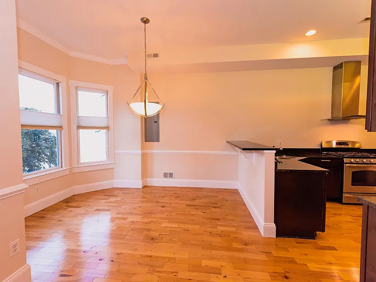 Dining room and breakfast bar