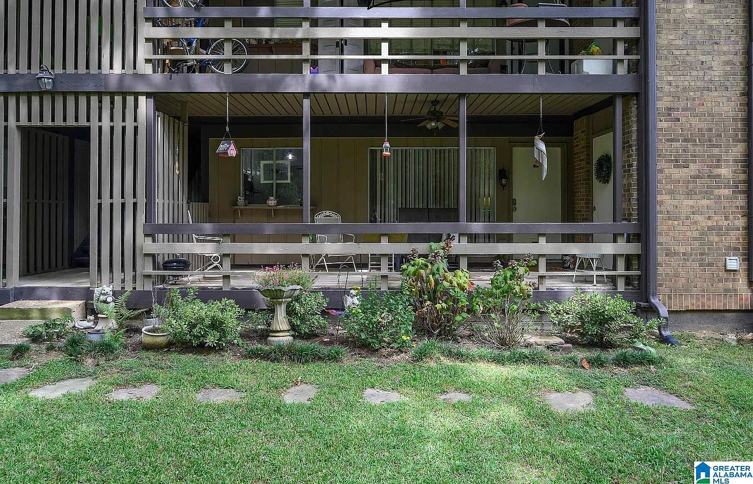 2 bed, 2.0 bath, 1023 sqft, $1,450 — Photo 3