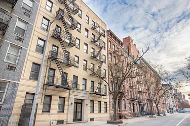 313 West 21st Street in Chelsea