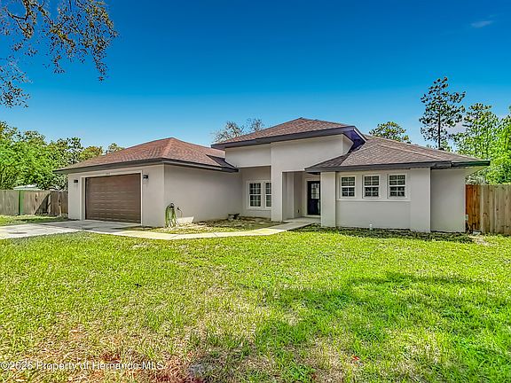 2nd image of 15032 Hummingbird Rd