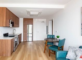 2853 West Blvd, Los Angeles, CA 90016