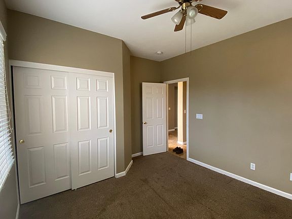 3rd image of 2233 Cambridge Dr