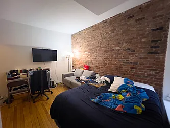 Rented by Denise Rosenblum, LREB