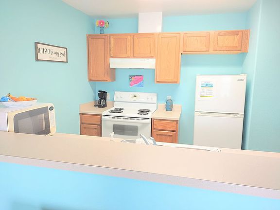 3rd image of 15010 Leeward Dr Unit 4301