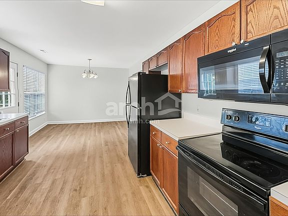 3rd image of 192 Sweet Martha Dr