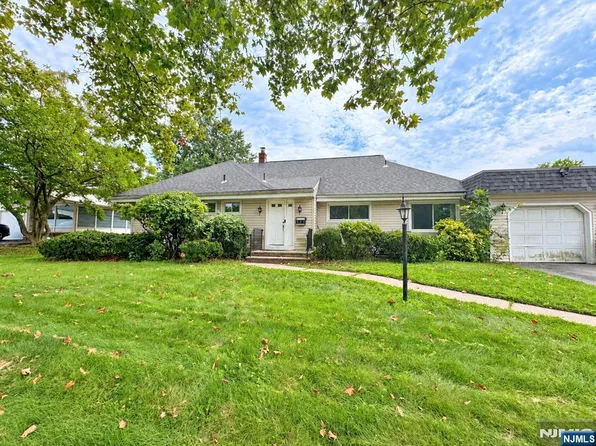 377 Hoffman Avenue, New Milford, NJ 07646