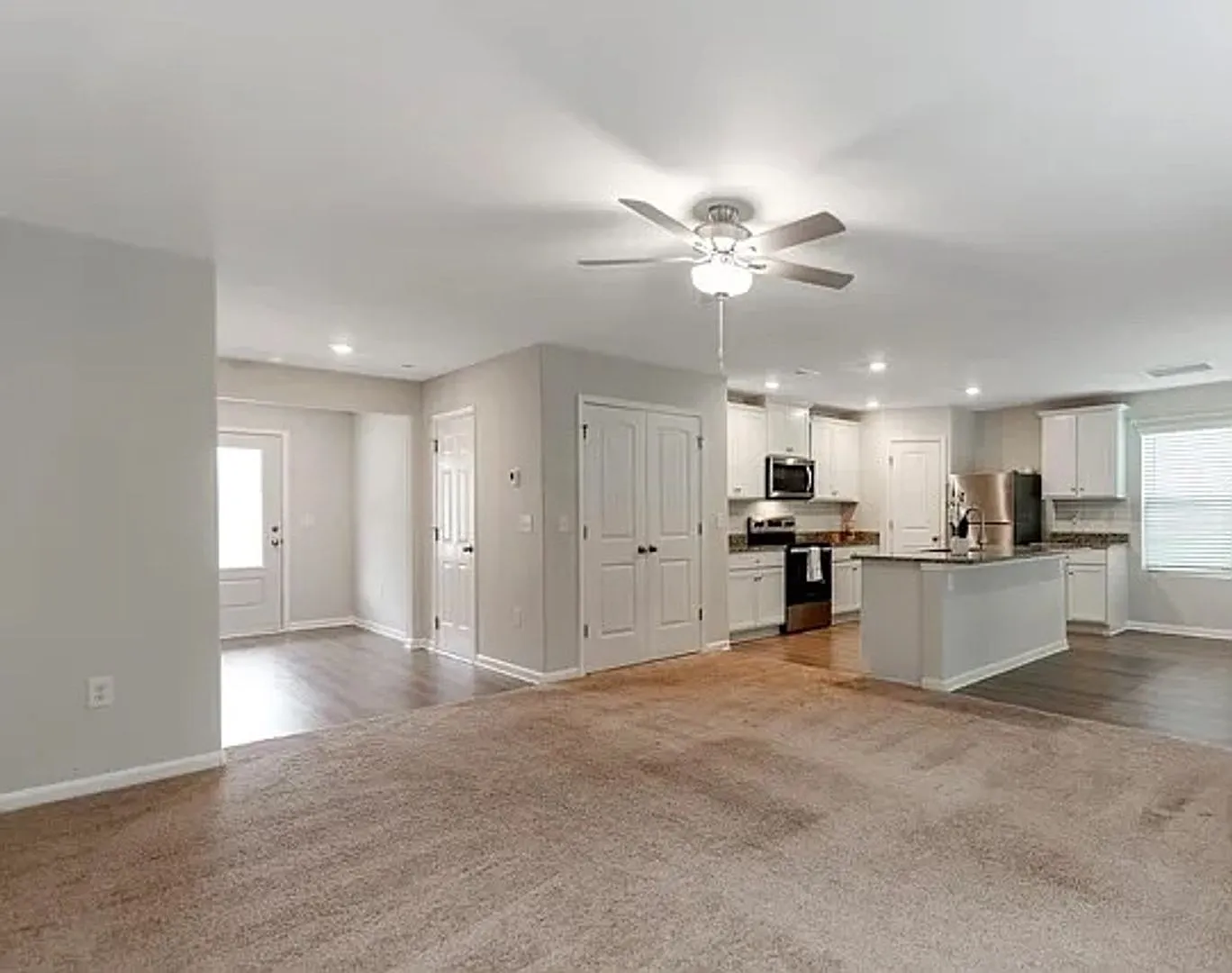 Room in 4 Bedroom Home at Nia Rd — Photo 2