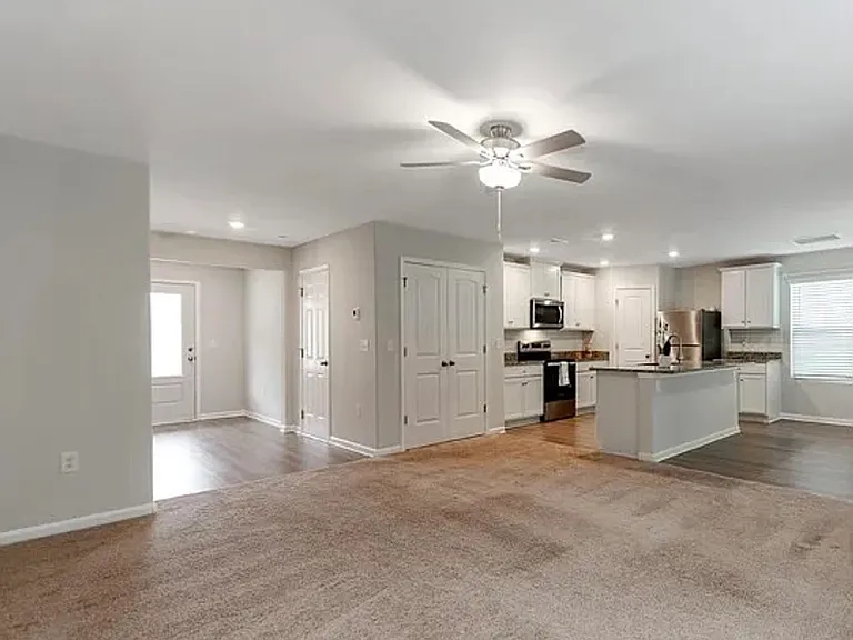 1116 Nia Rd — Photo 2