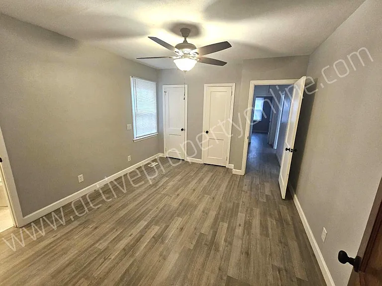 1935 Northbrook Ave — Photo 8