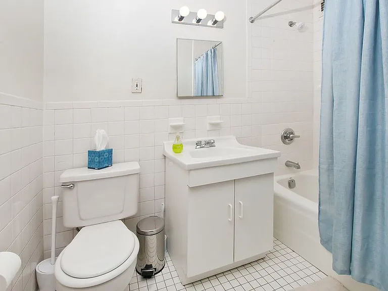157 E 33rd St #2A — Photo 5