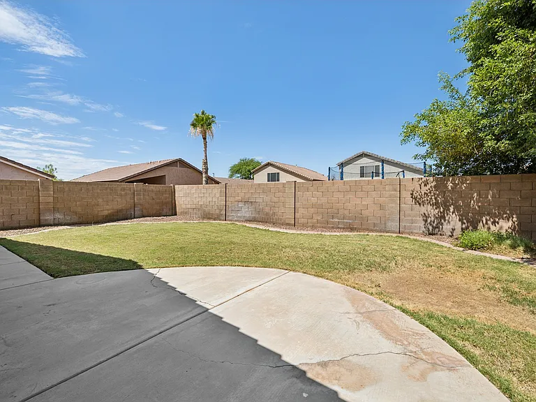 N San Benito Dr — Photo 25
