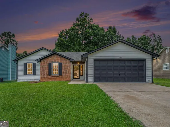 1326 Misty Ridge Ct, Hampton, GA 30228