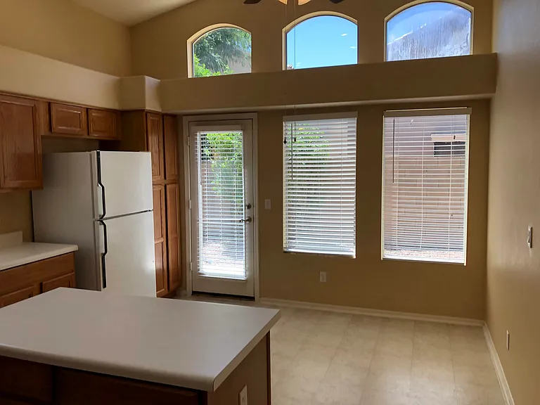 1319 W Escuda Rd — Photo 9