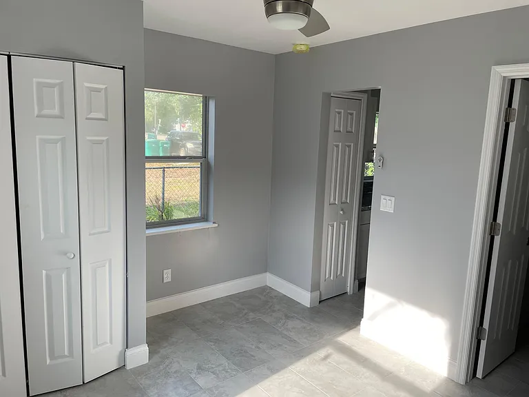 706 E Orange Ave #B — Photo 10