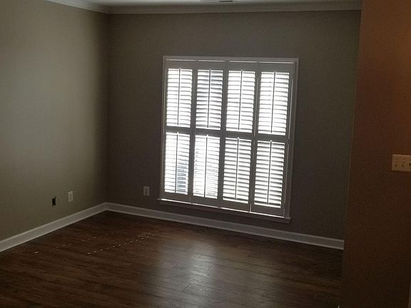4th image of 5300 Corinthian Way