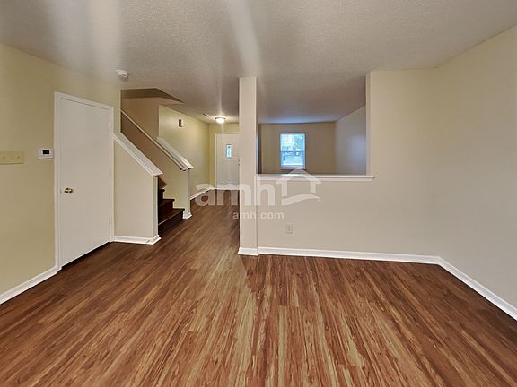 5th image of 6324 Alonzo Dr