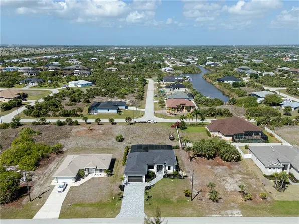 10401 SUNDAY DRIVE, PORT CHARLOTTE, FL 33981