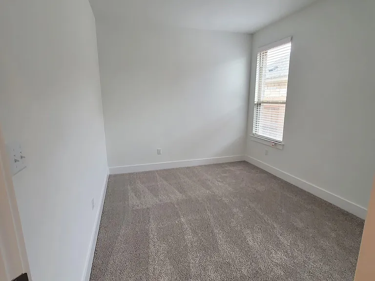 1805 Navajo Song Ln — Photo 29