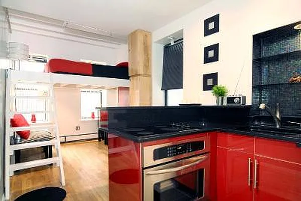 Sold by Corcoran | media 21