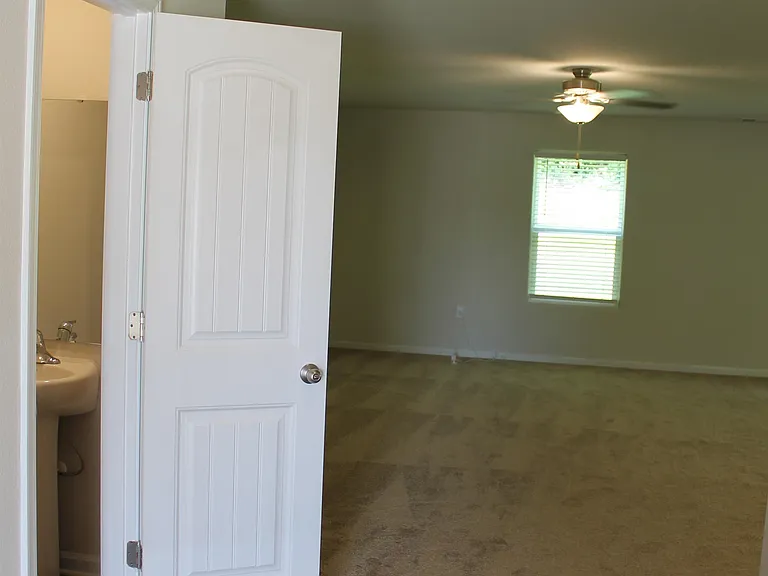 9201 Creedmore Hills Dr — Photo 7