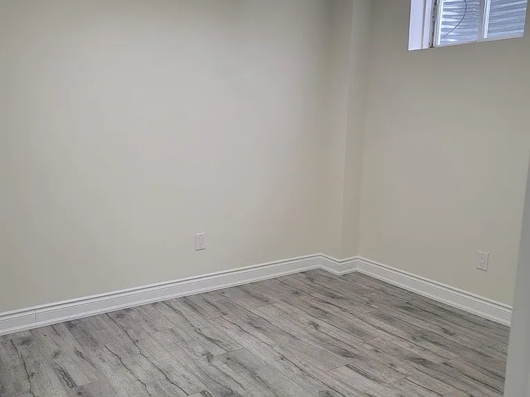 4 Devonsleigh Dr — Photo 7