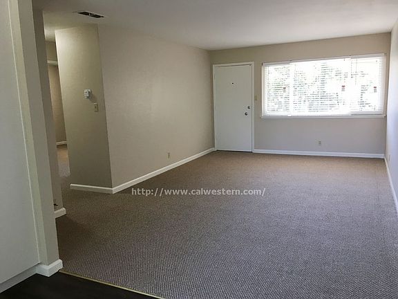 4th image of 3594 Payne Ave APT 8