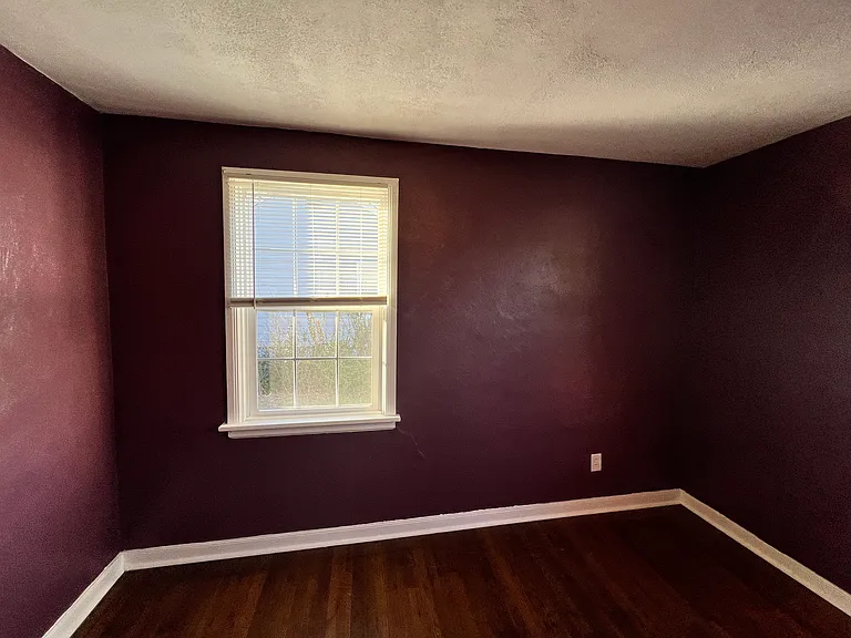 1811 Binford Ln — Photo 9