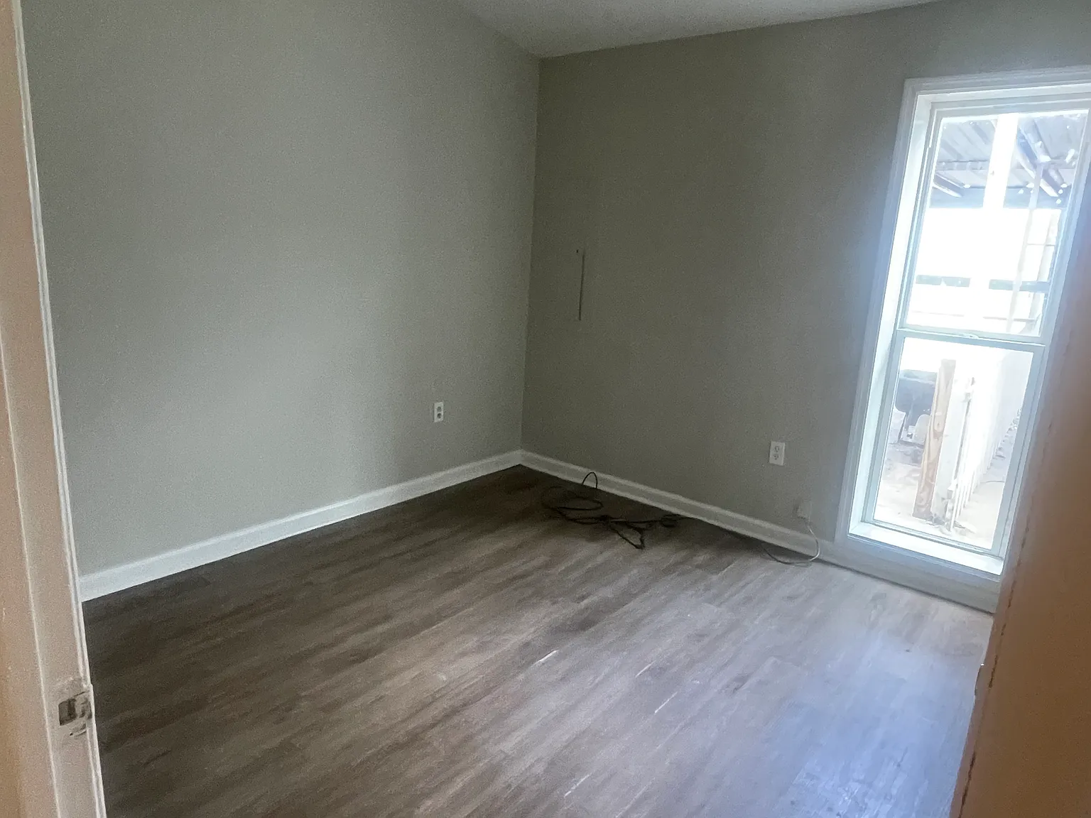 3 bed, 1200 sqft, $1,450 — Photo 3