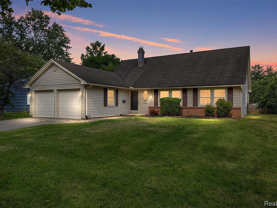 1st image of 4942 Butler Dr