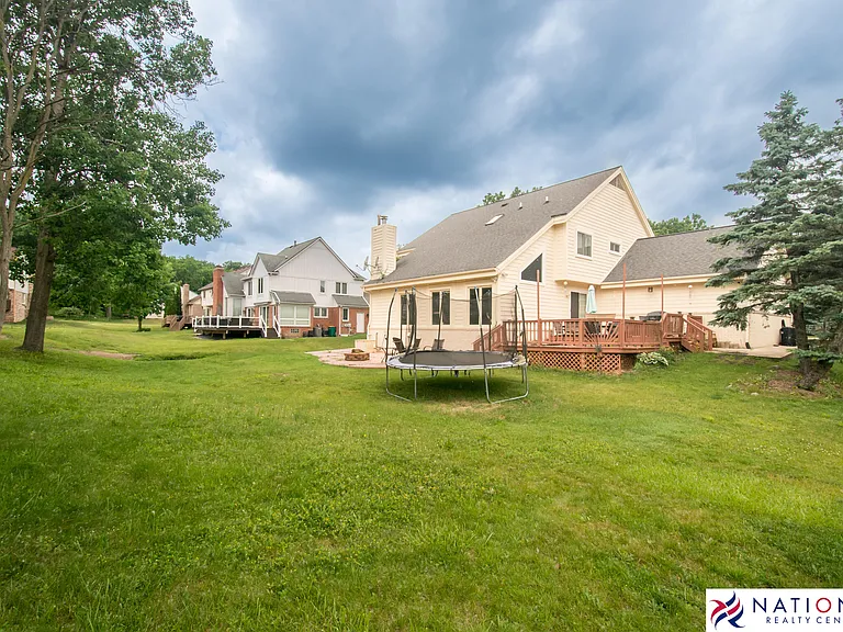 37709 Glengrove Dr — Photo 2