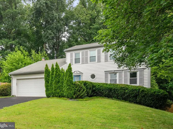 12704 Fantasia Dr, Herndon, VA 20170