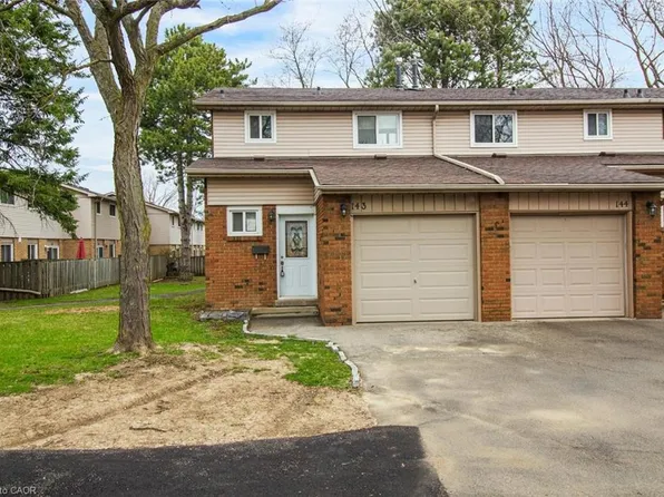 100 Quigley Rd #143, Hamilton, ON L8K 6J1