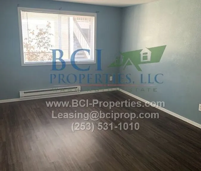 3310 S Sawyer St #3 — Photo 8