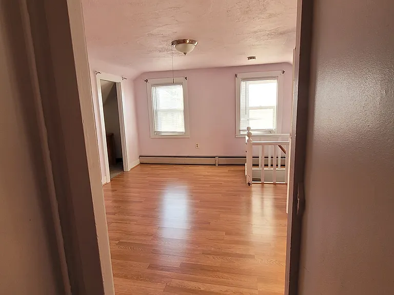 155 Grinnell St #2 — Photo 19
