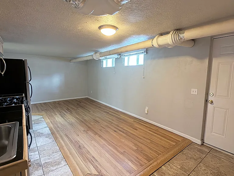 475 S Lincoln St #5 — Photo 4